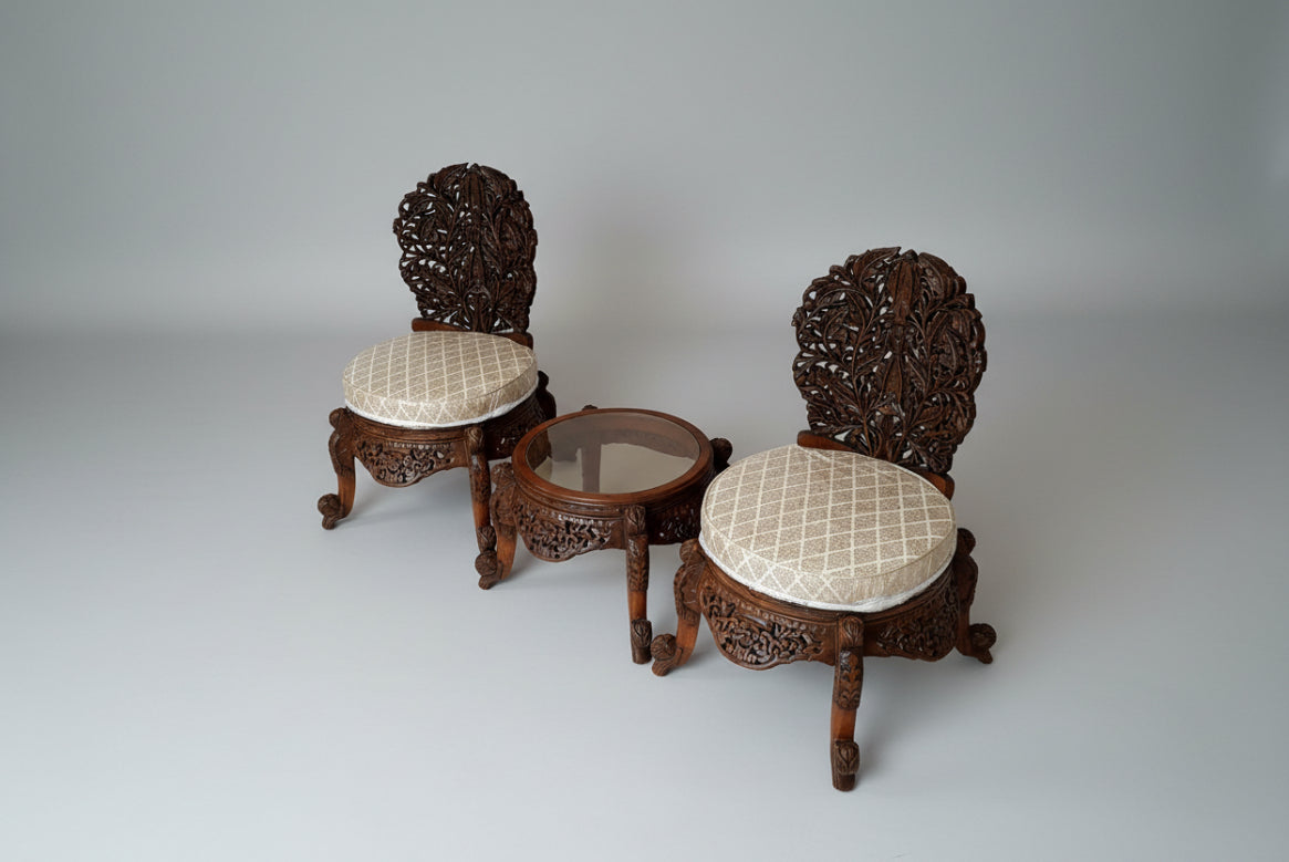 REG Peerah Chair Set
