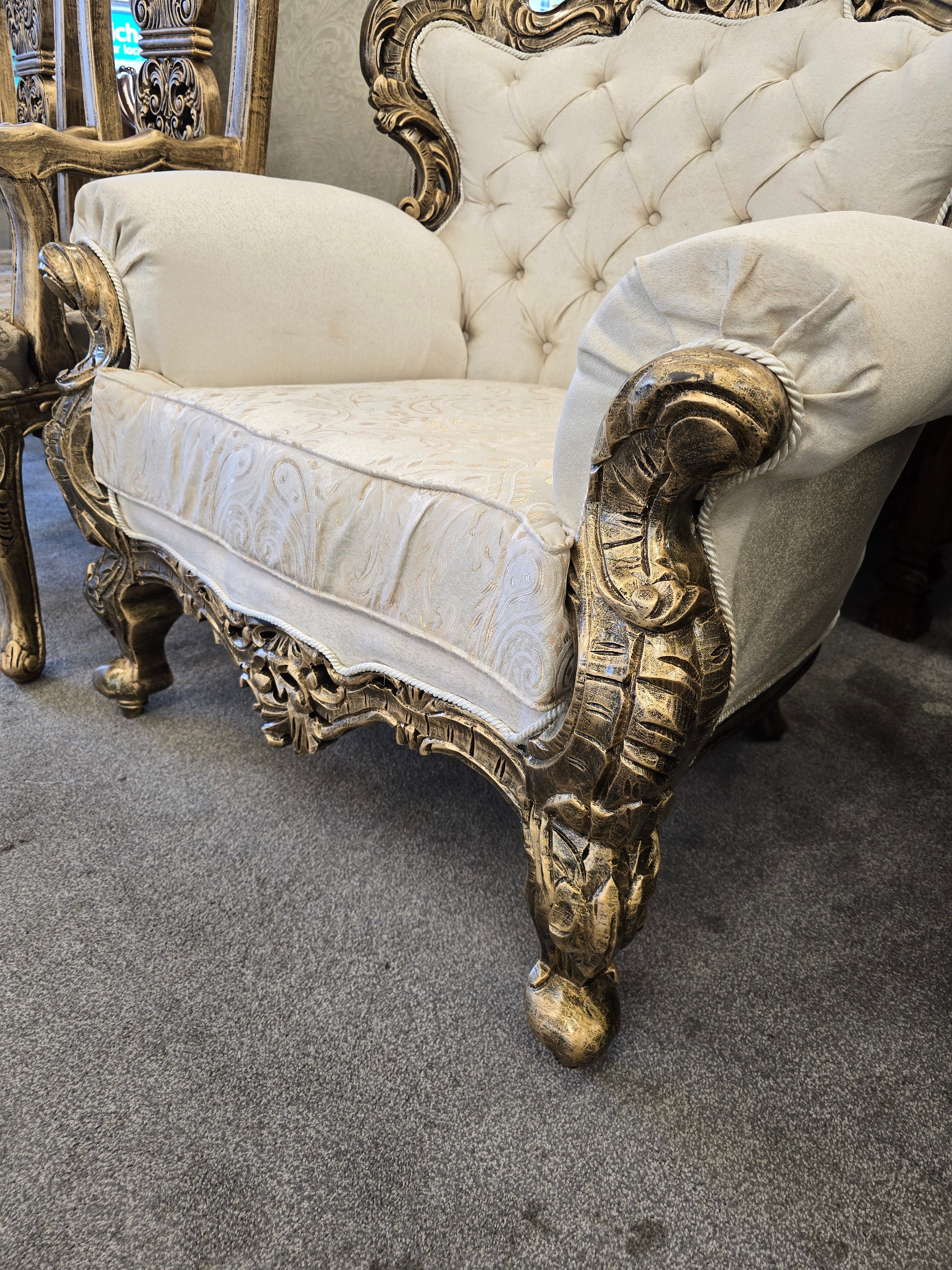Royal Single Seater Sofa