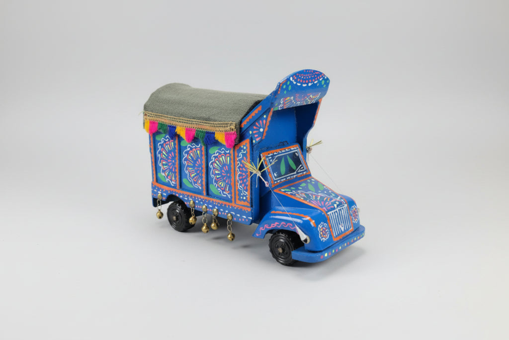 Retro Truck Art (Large)