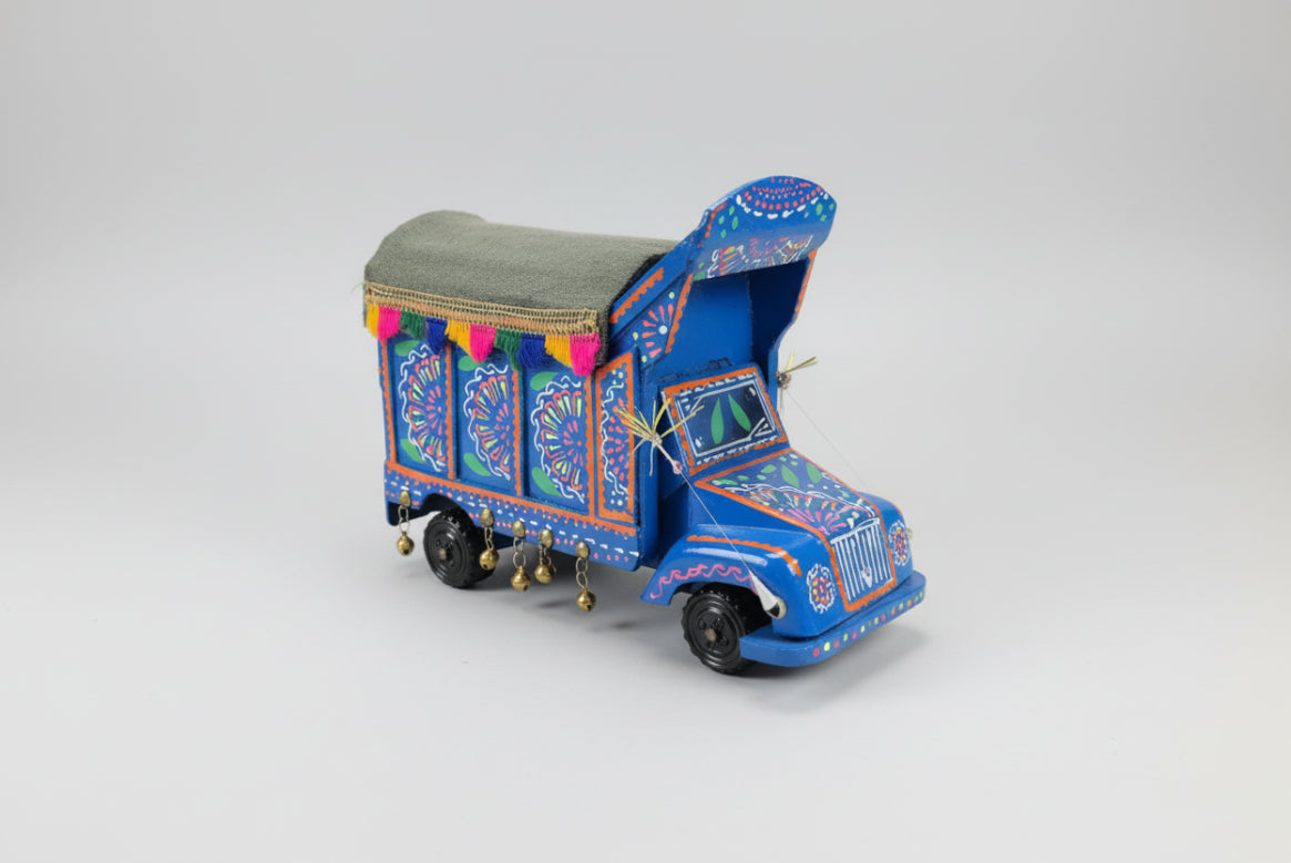 Retro Truck Art (Large)