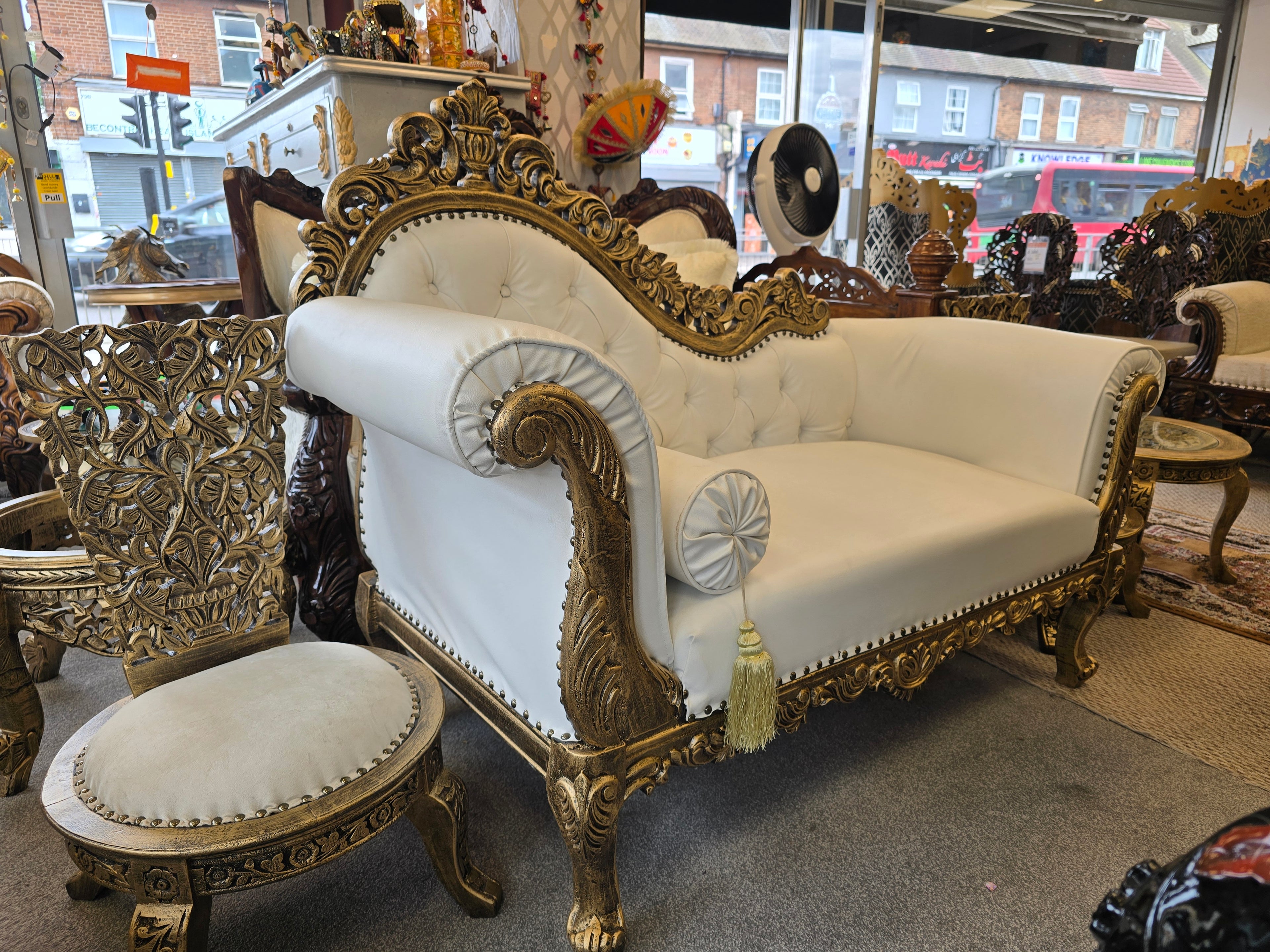 S37 AYAN Chaise