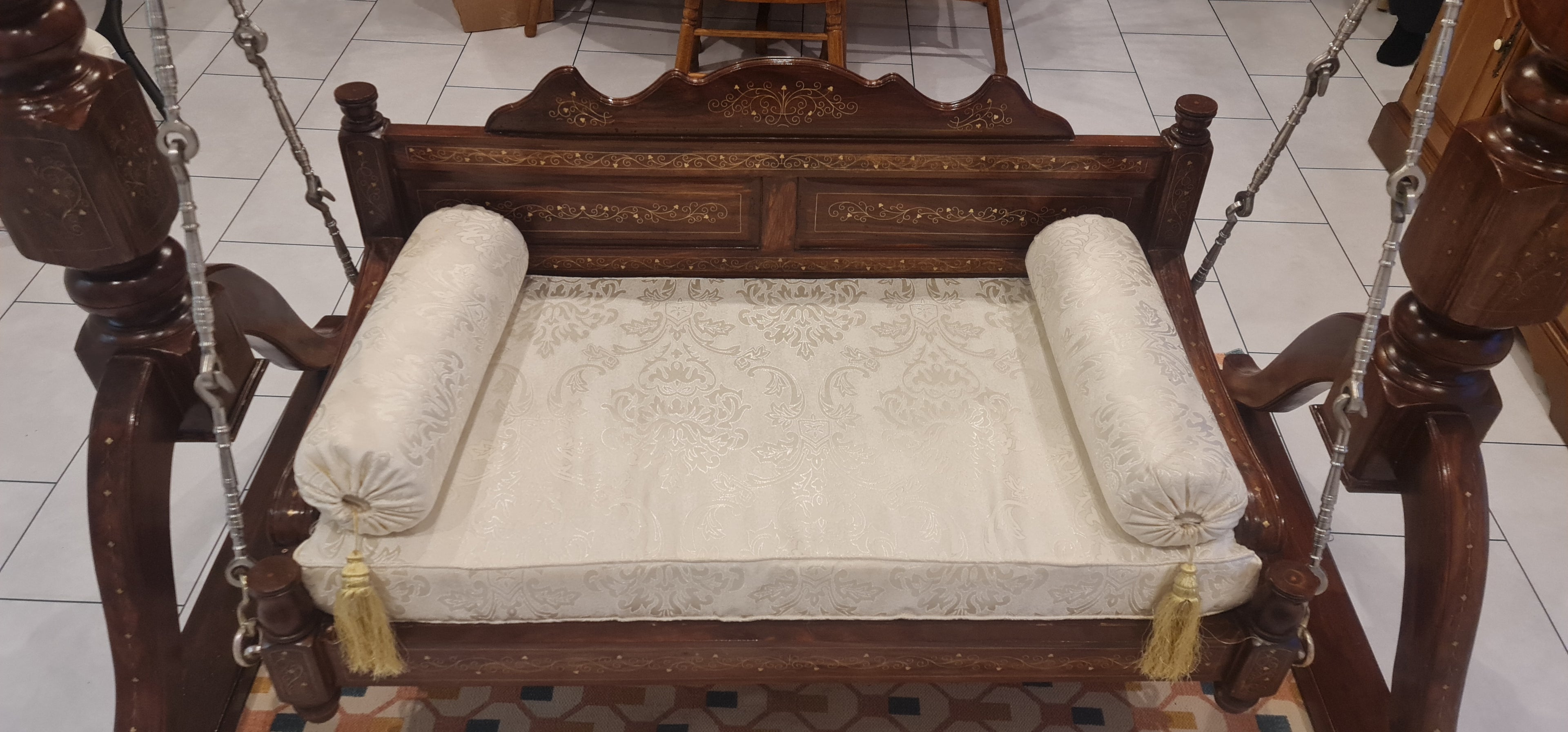 Jhoola Brass 2 Seater Jhoola image 2