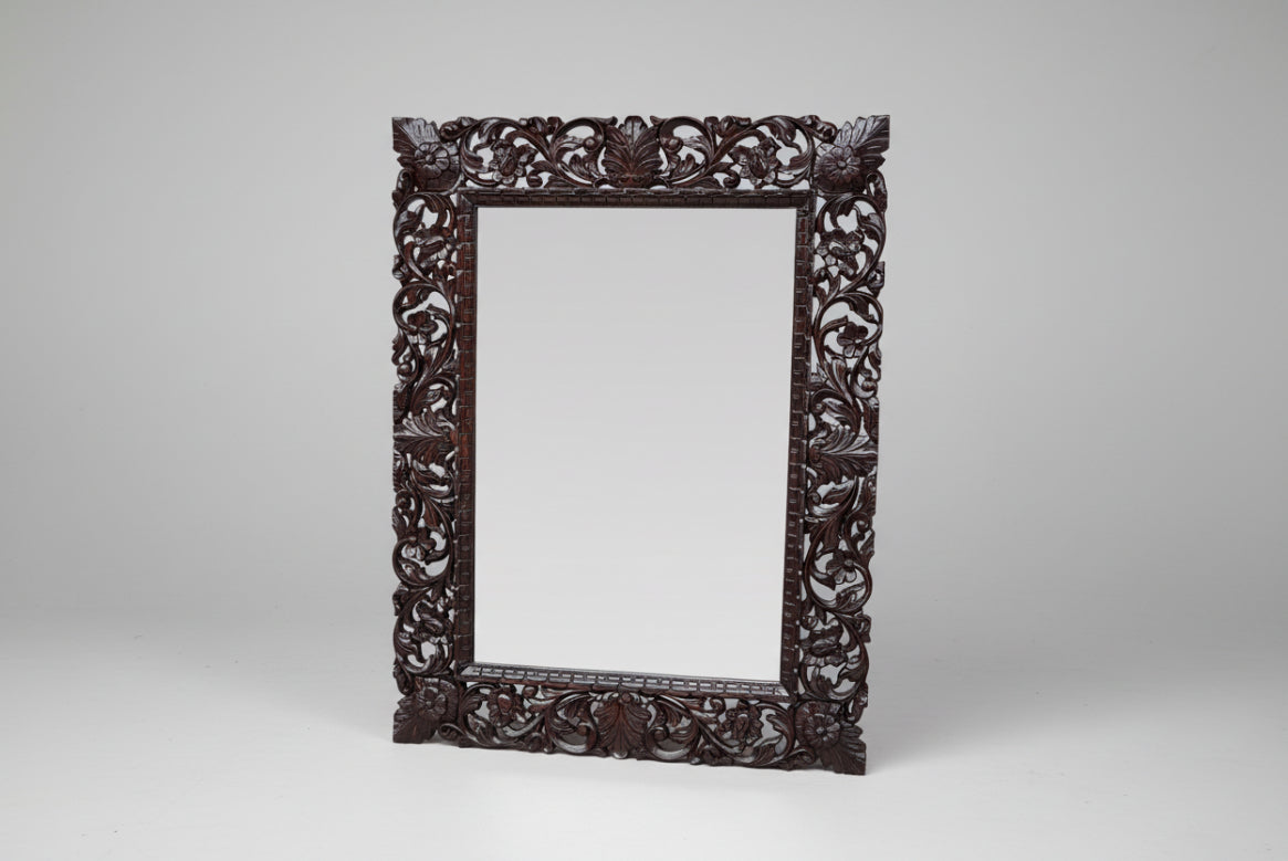 NOR CUTWORK Mirror image 2