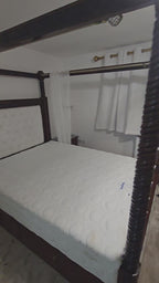 Chȁr Minȁr 4 Poster King Size Bed with 2 Side Tables