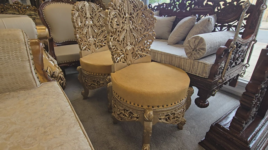 REG Peerah Chair Set (Gold)