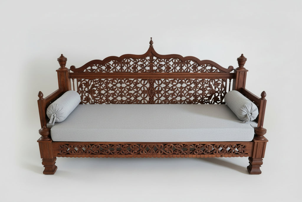 SHAHI TAKKAT 3 Seater image 0